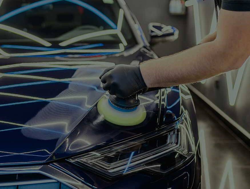 خدمات تلميع السيارات